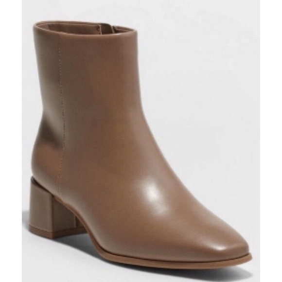 A New Day Ultimate Comfort Delilah Boots Taupe Women’s 12 New in Box - Picture 1 of 9